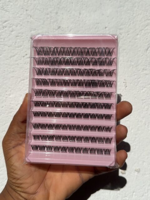 Cluster Lashes