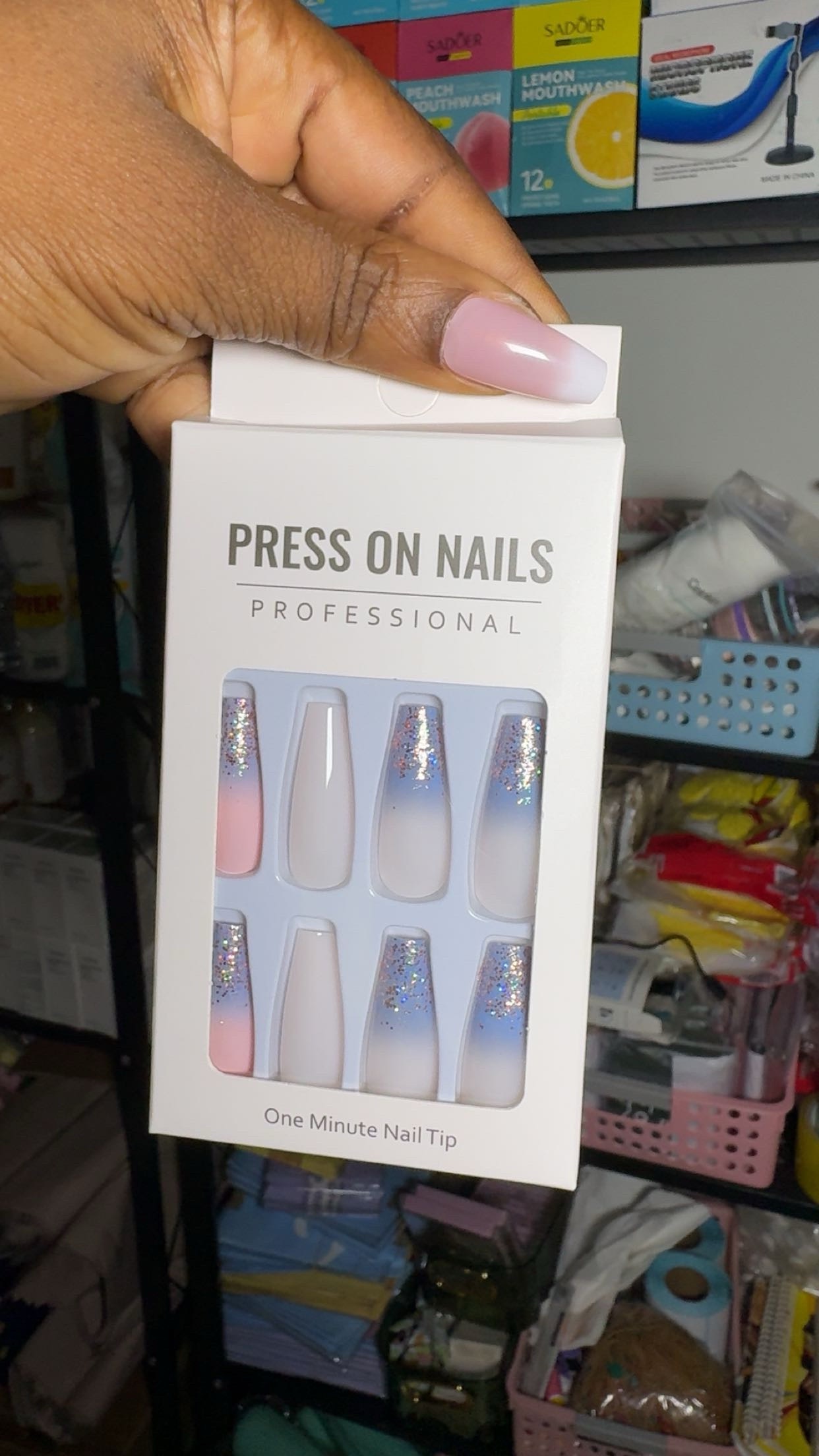 No.669 Press On Nails